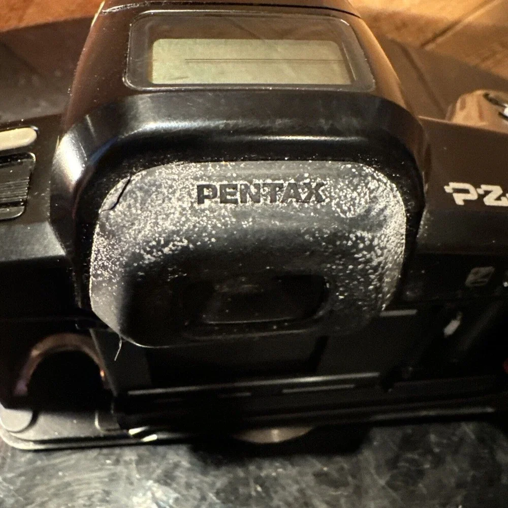 Pentax PZ-10 Camera with‎ 28-80mm AF Power Zoom Lens & Case Tested